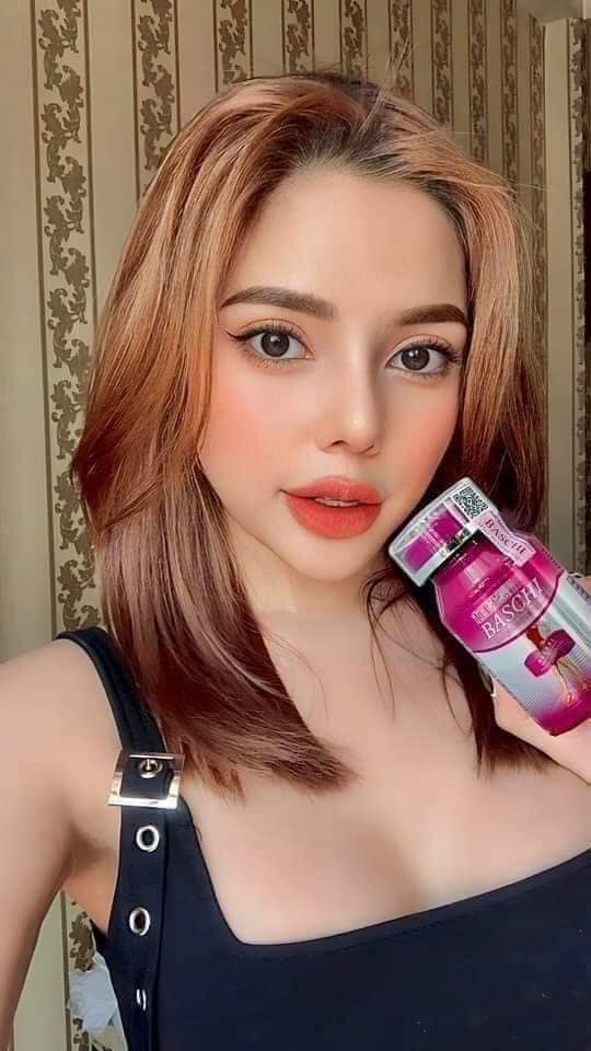 Những hotgril cũng không thể bỏ lowc sản phẩm baschi hồng này