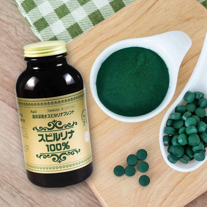 Tảo xoắn Spirulina Nhật Bản trong hộp vàng 2200 viên