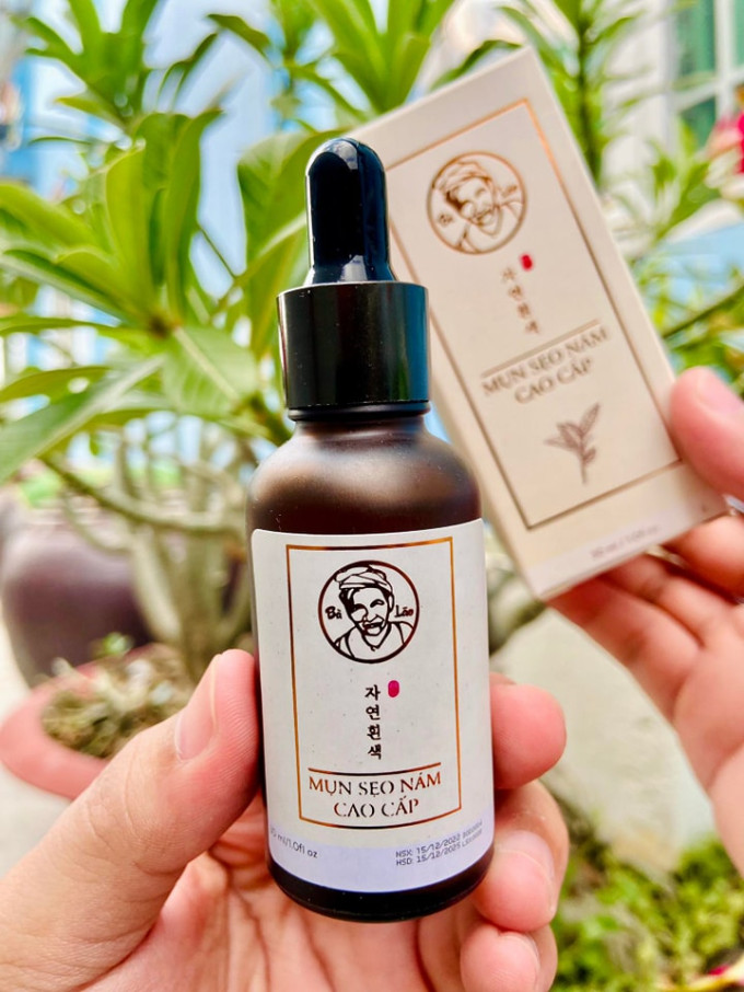 Serum Trị Mụn Bà Lão được hàng ngàn người tin dùng để trị mụn